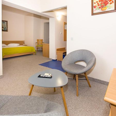 Briz 2 Hotel Βάρνα Εξωτερικό φωτογραφία