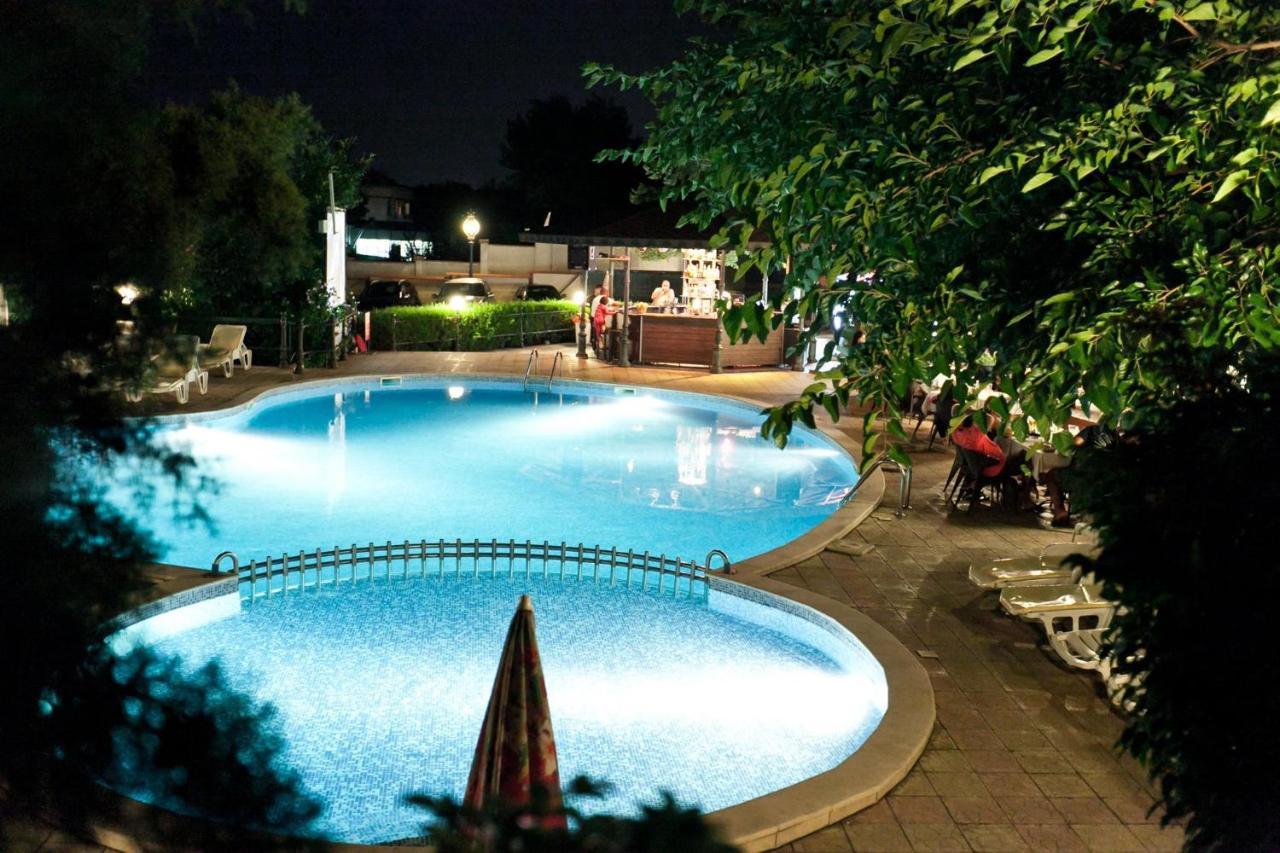 Briz 2 Hotel Βάρνα Εξωτερικό φωτογραφία