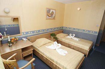 Briz 2 Hotel Βάρνα Εξωτερικό φωτογραφία