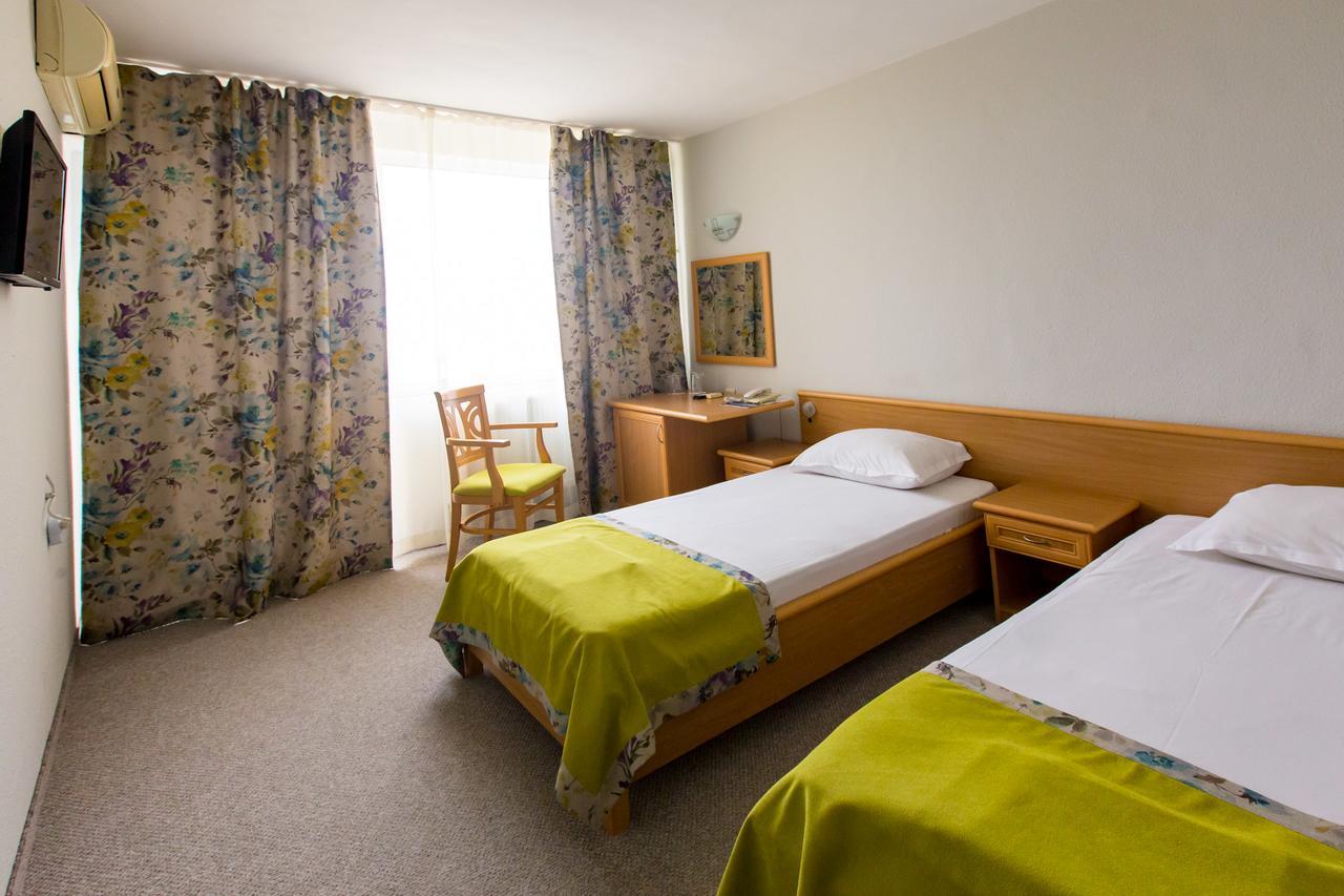 Briz 2 Hotel Βάρνα Εξωτερικό φωτογραφία