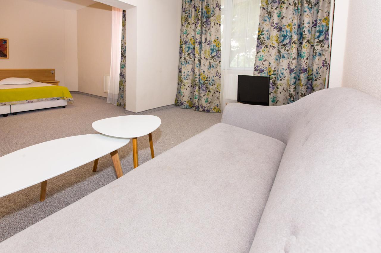 Briz 2 Hotel Βάρνα Εξωτερικό φωτογραφία