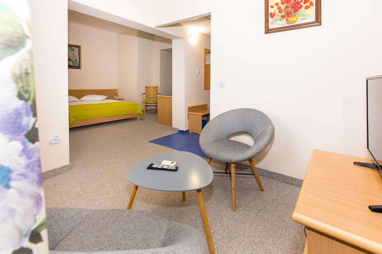 Briz 2 Hotel Βάρνα Εξωτερικό φωτογραφία
